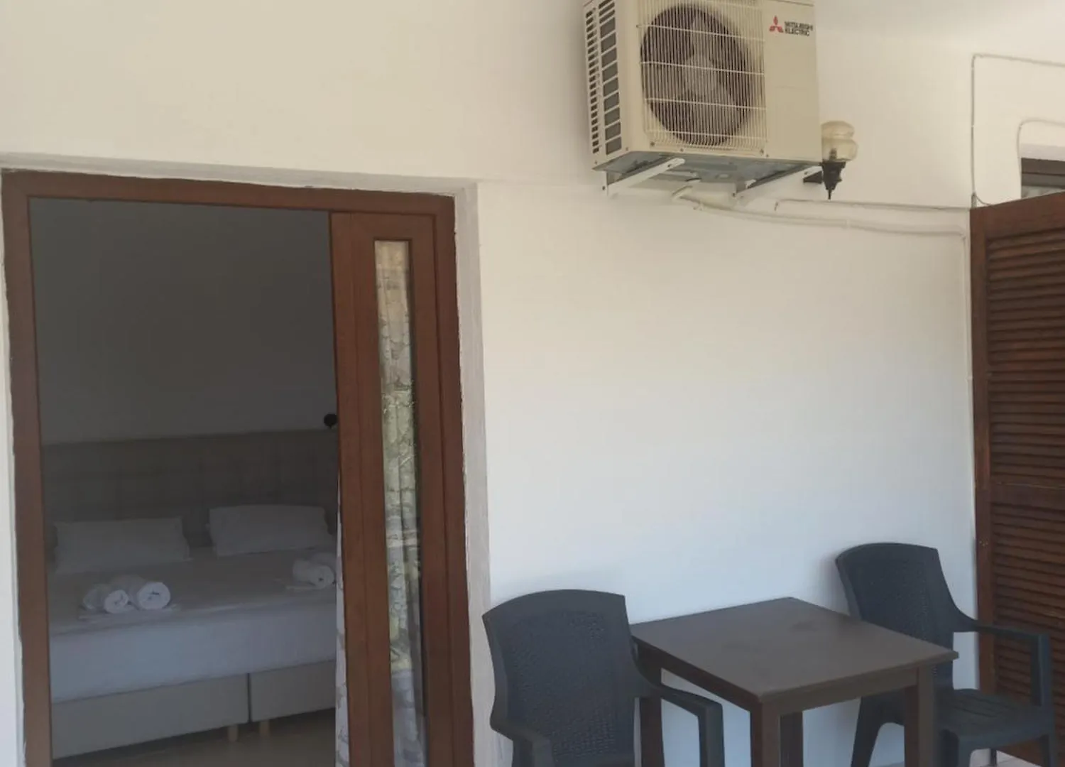 Petradaki Apartments Mola Kalyva