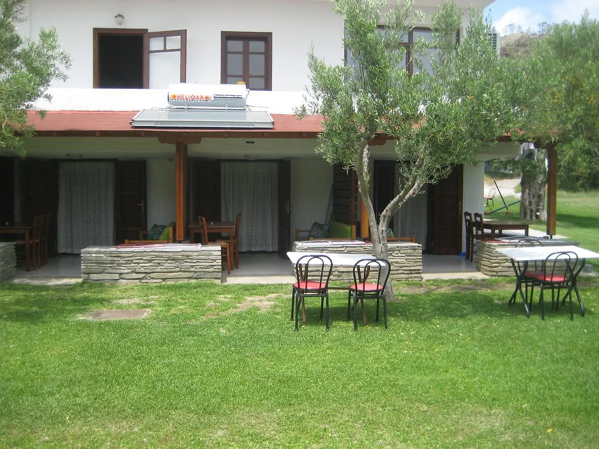 Petradaki Apartments Mola Kalyva Řecko