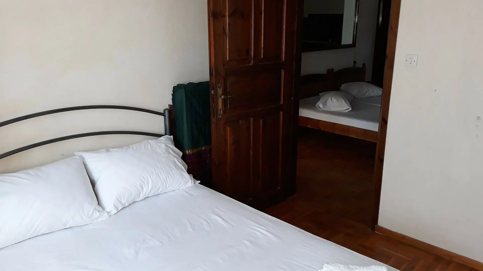 Petradaki Apartments Mola Kalyva